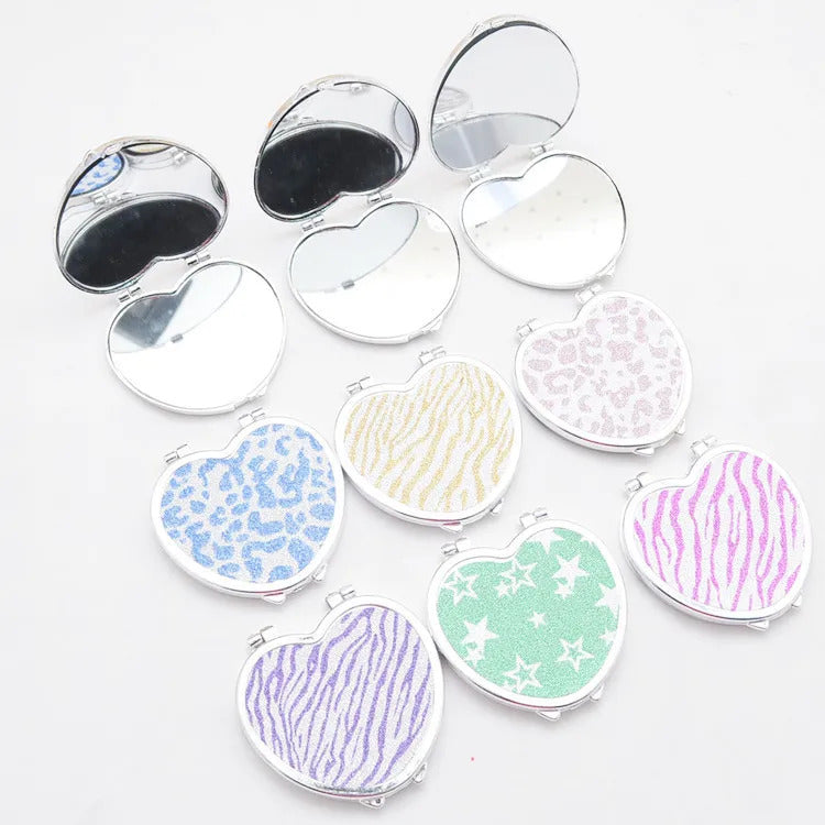 CSHOU387 Portable Pocket Mirror Heart Shaped Folding Double-sided Mirror Steel Makeup Mirrors Small Purse Mirror of Girls Women