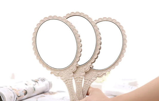 L518 New hand-held mirror HD handle make-up mirror Korean retro pattern beauty mirror European portable mirror princess