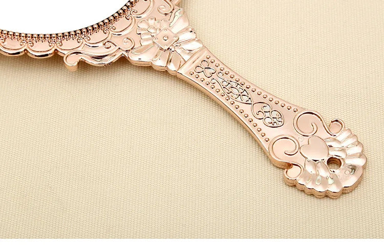 L518 New hand-held mirror HD handle make-up mirror Korean retro pattern beauty mirror European portable mirror princess