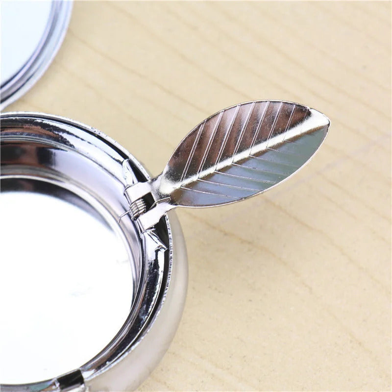 L228 Portable Makeup Mirror with Ashtray Makeup Mirror Tobacco Ash Storage Box Metal Car Portable Ashtray Mini Ashtray with