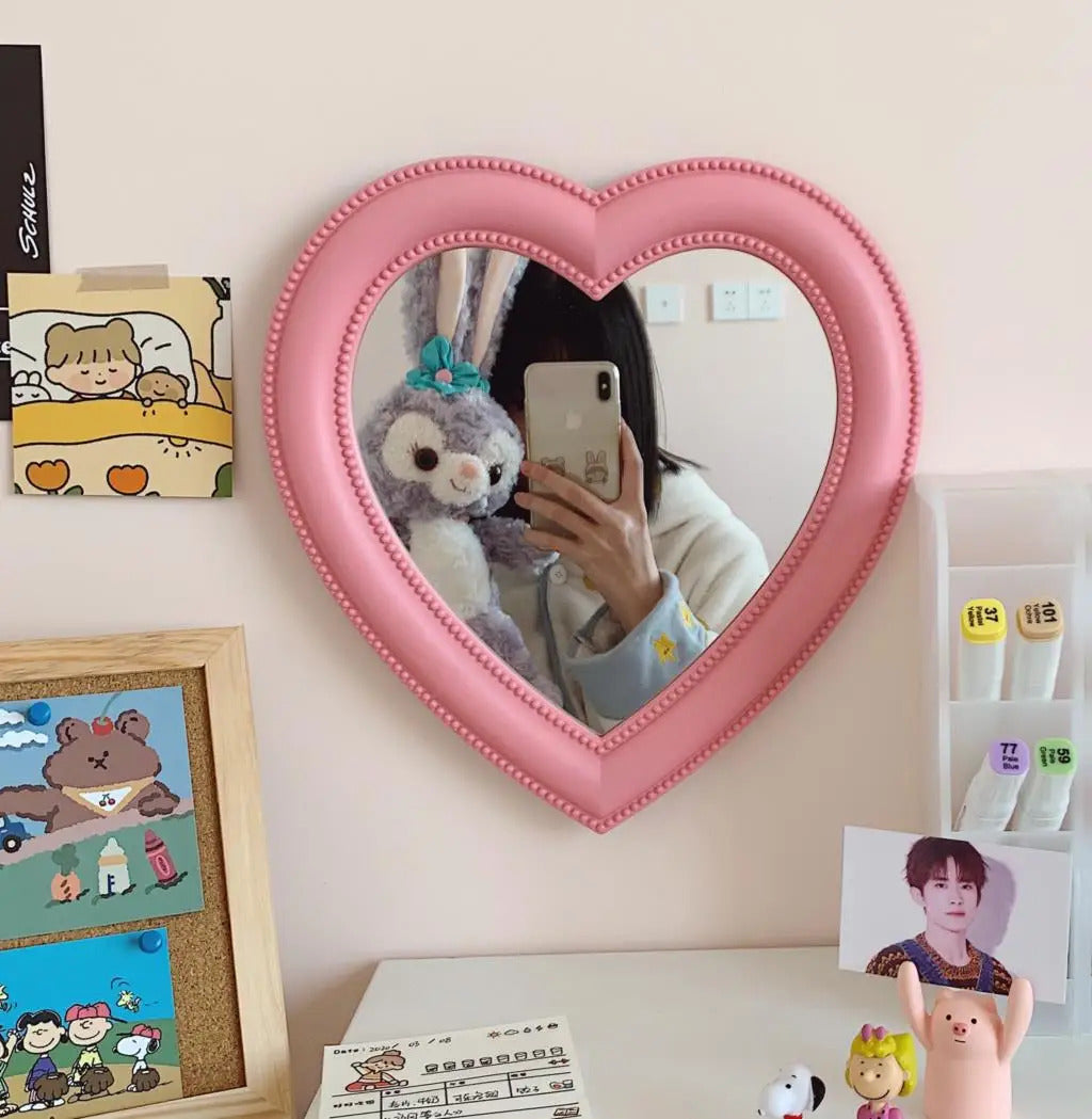 L115  Heart-shaped Mirror Makeup Mirror Desktop Vanity Mirror Wall Mounted Dual-Use Makeup Mirror Wall Decoration 27*28cm