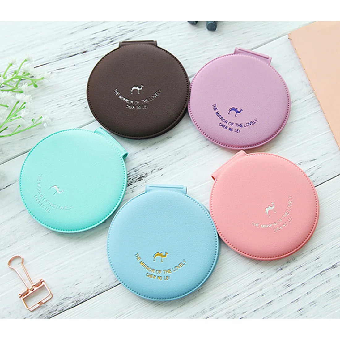 CASHOU154 Cute Makeup Mirror Women Foldable Makeup Mirrors Tool Lady Cosmetic Hand Folding Portable Compact Pocket Mirror