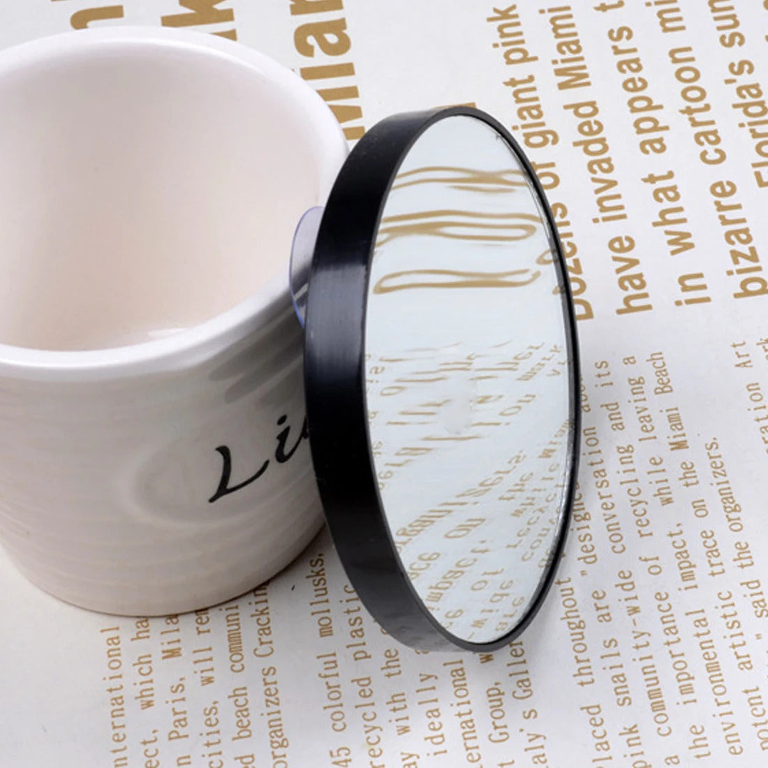 L109 Magnifying Makeup Mirror Portable Hand Mirror Vanity Mini Pocket Round Makeup Magnifying Mirror With Suction Cups