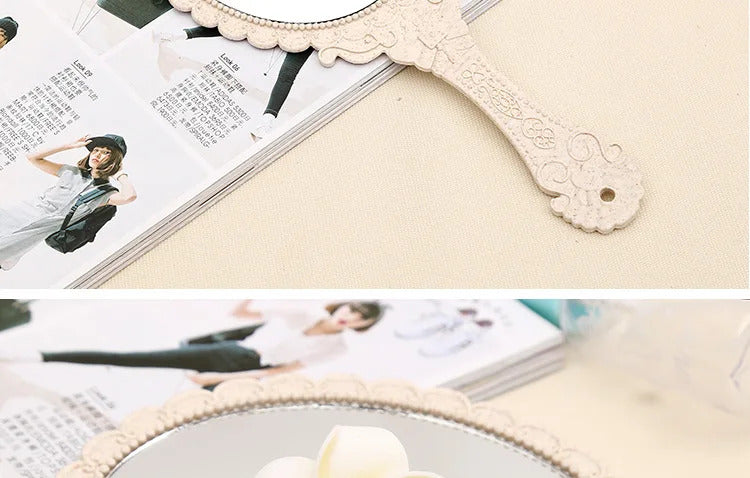 L518 New hand-held mirror HD handle make-up mirror Korean retro pattern beauty mirror European portable mirror princess