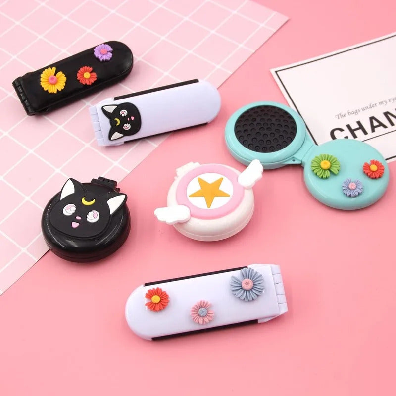 CX216 Mini Pocket Mirror Cute Massage Folding Mirror with Comb Portable Pocket Small Travel Girl Hair Brush with Mirror