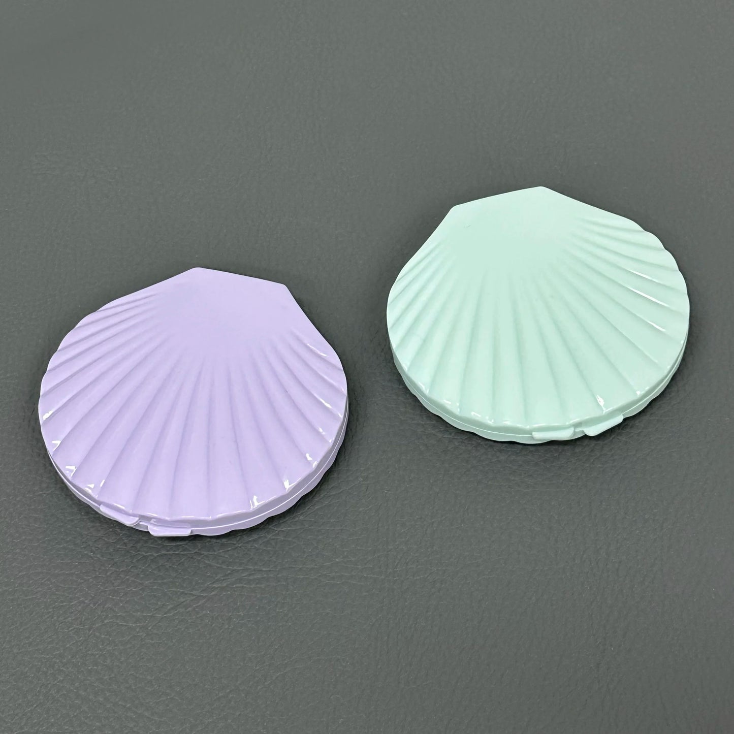 CX516 Pack Shell Shaped Makeup Mirror Daul Side 1X/2X Amplifying Folding Hand Mirror
