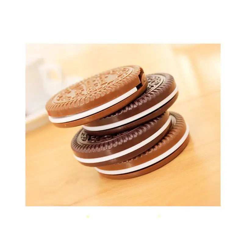 L270 Women Girls Chocolate Cookie Mini Pocket Mirror With Comb Princess Portable Sandwich Biscuit Shape Makeup Cosmetic Folding
