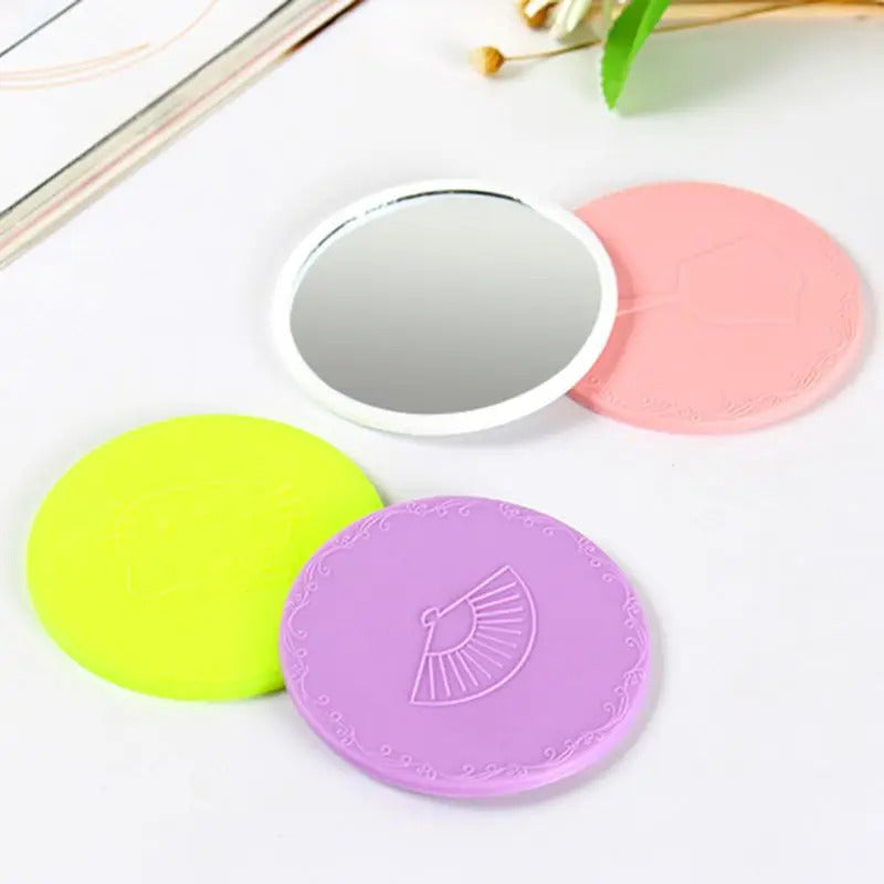 TSHOU1228 Creative Cartoon Embossed Round Mini Pocket Makeup Mirror Single Side Compact Cosmetic Tool Travel Portable