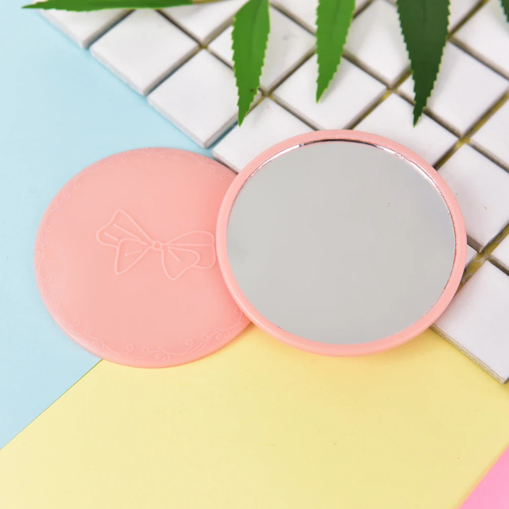 TSHOU906 Cute Mini Pocket Makeup Mirror Cosmetic Compact Metal Mirrors Color Random Dia 7cm
