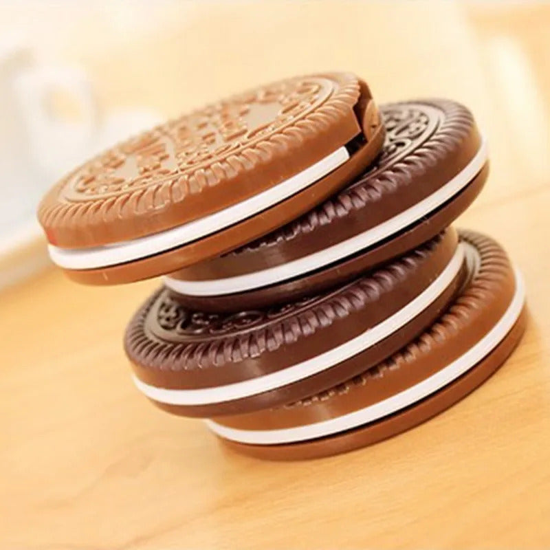 CASHOU169 New arrivals Women Makeup Tool Pocket Mirror Make up Mirror Mini Dark Brown Cute Chocolate Cookie Shaped With Comb