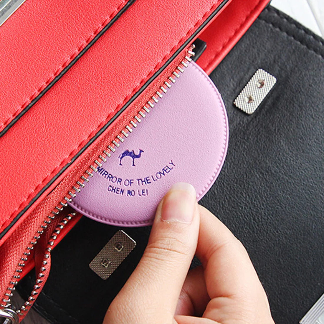 TSHOU523 Cute Makeup Mirror Women Foldable Makeup Mirrors Tool Lady Cosmetic Hand Folding Portable Compact Pocket Mirror