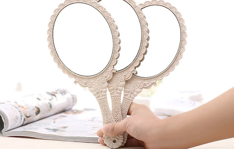 L518 New hand-held mirror HD handle make-up mirror Korean retro pattern beauty mirror European portable mirror princess