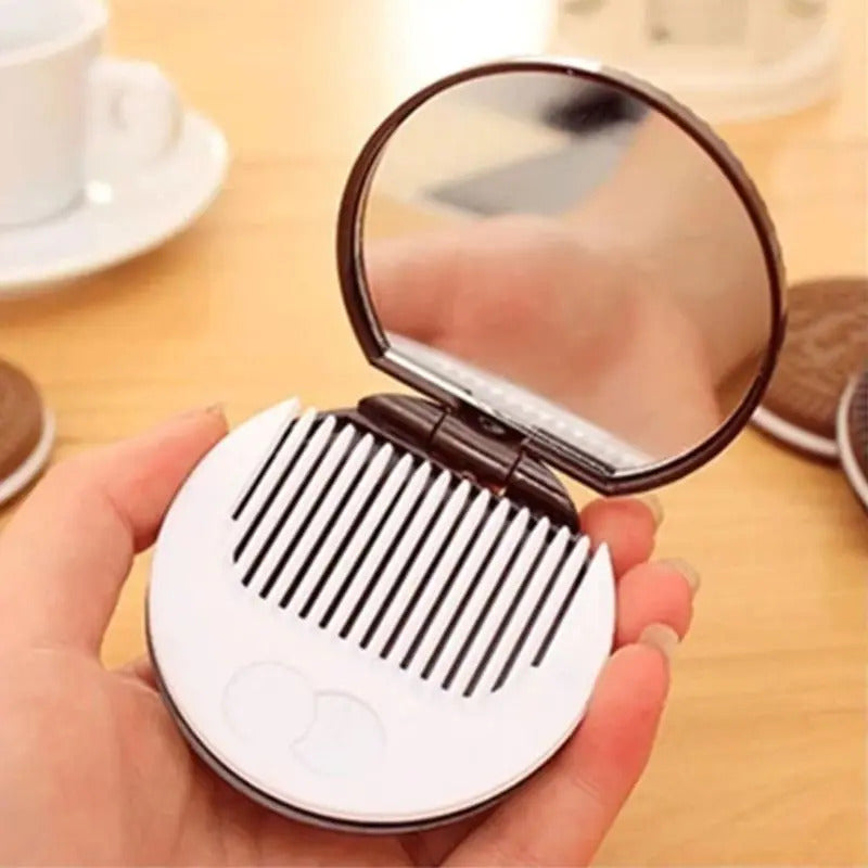 L270 Women Girls Chocolate Cookie Mini Pocket Mirror With Comb Princess Portable Sandwich Biscuit Shape Makeup Cosmetic Folding