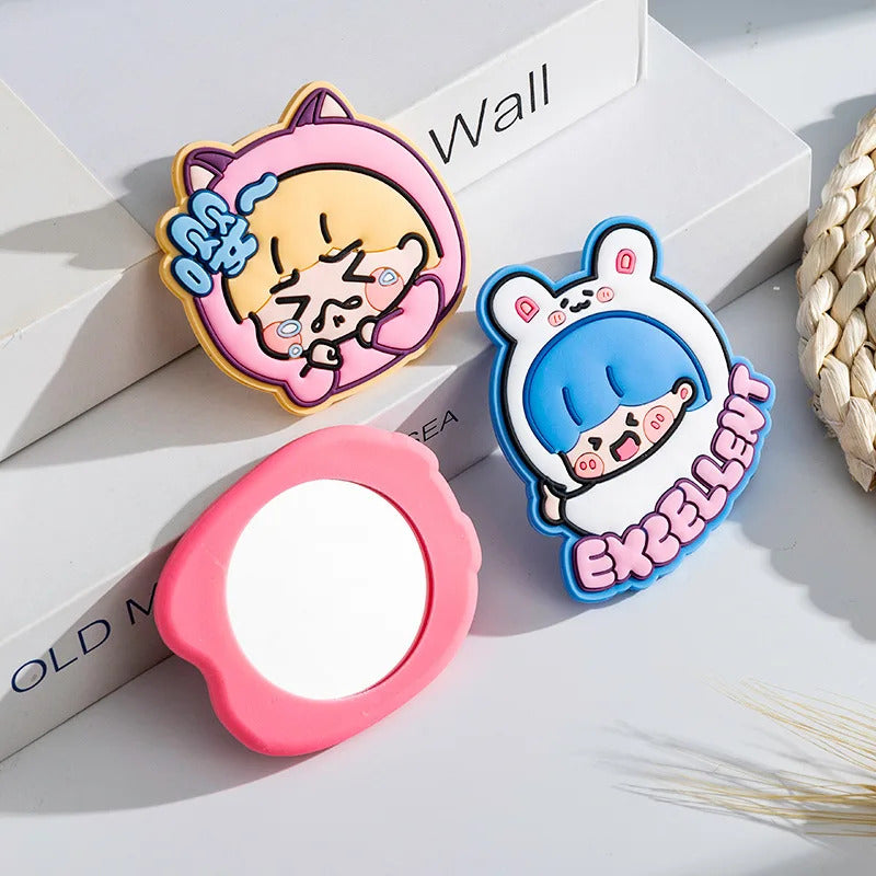 DSHOU183 Portable Cute Mini Mirror Cartoon Little Rabbit Bear Pattern Gift for Little Girls Silicone Purse Mirror